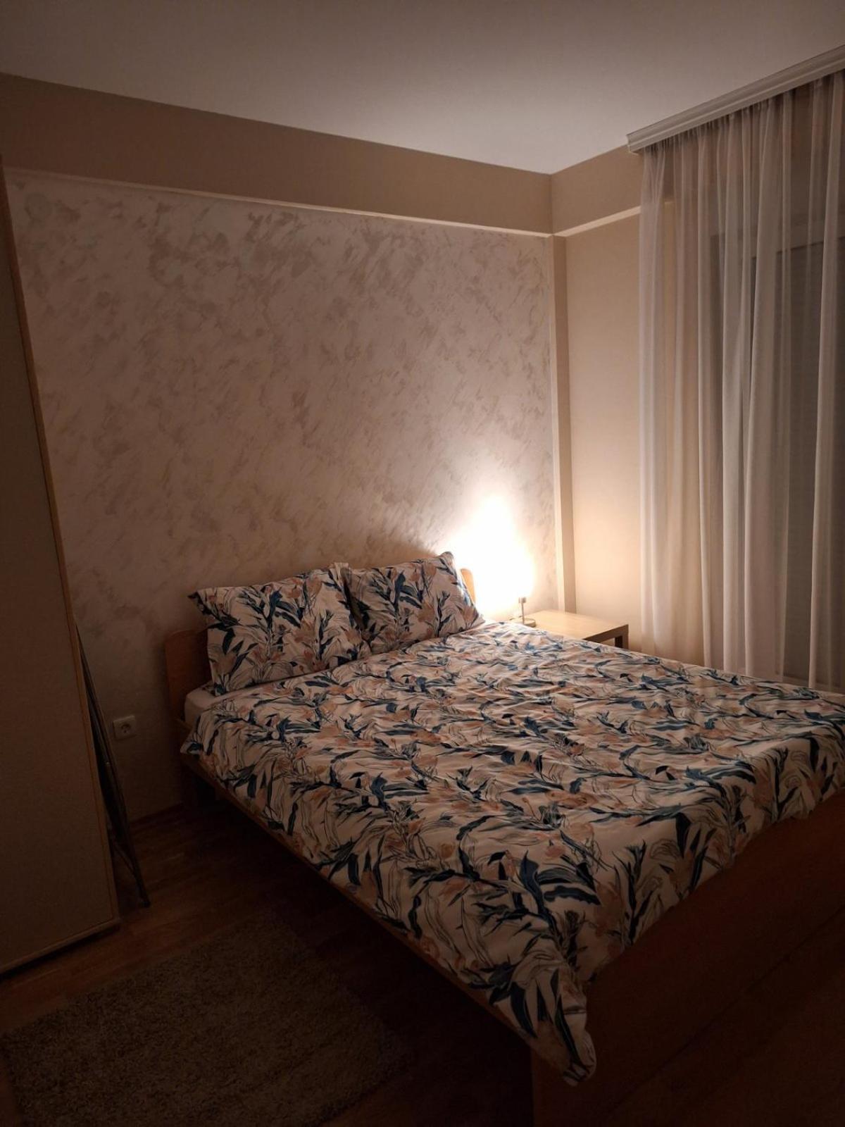 San Apartment Cacak Bagian luar foto